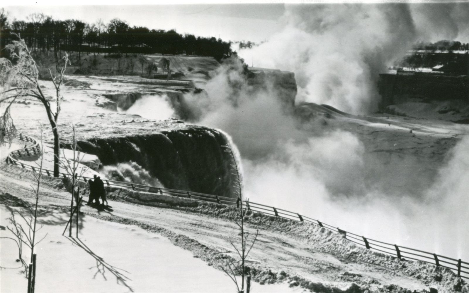 A look back: 300 years of Niagara Falls